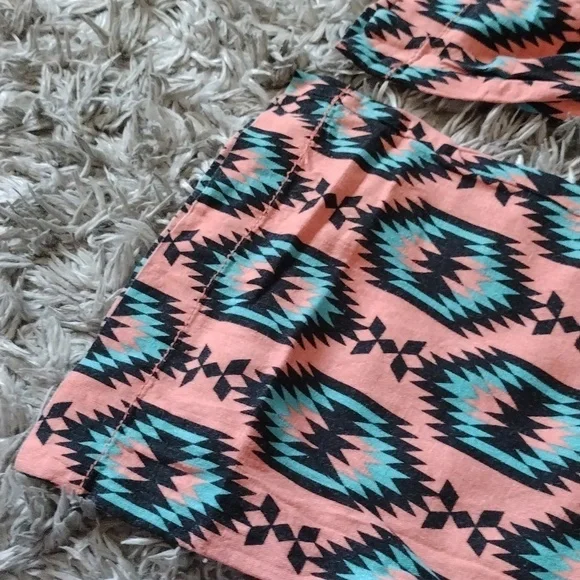 Kiss & Cry Multicolor Linen Pants. - Picture 4 of 5